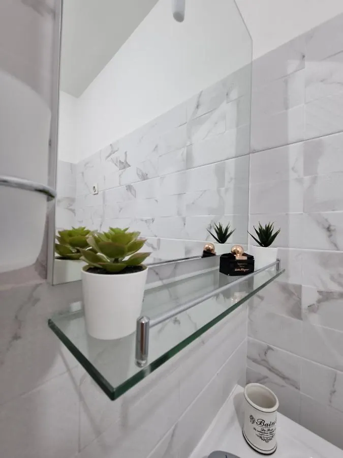Studio Apartment Principessa Split